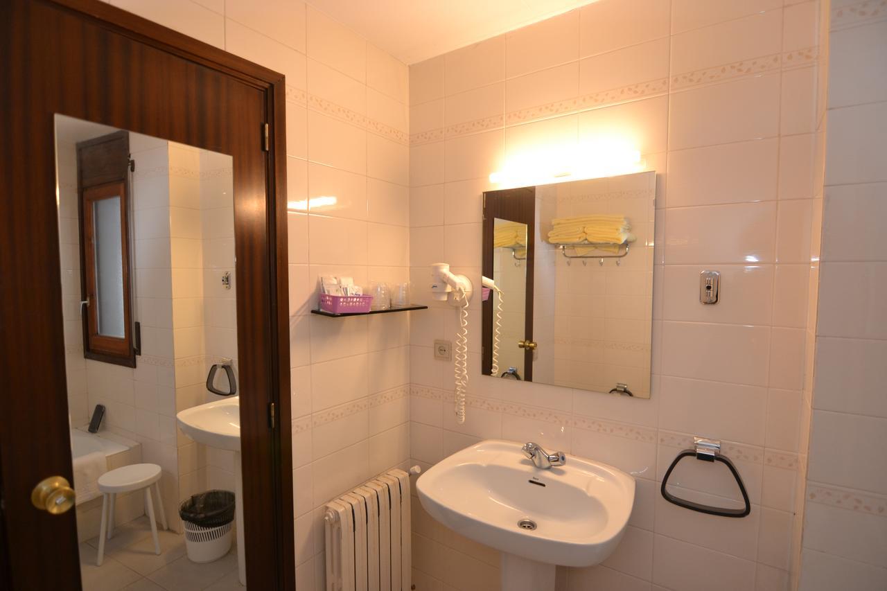 Apartamentos Turisticos Poblado 아린잘 외부 사진