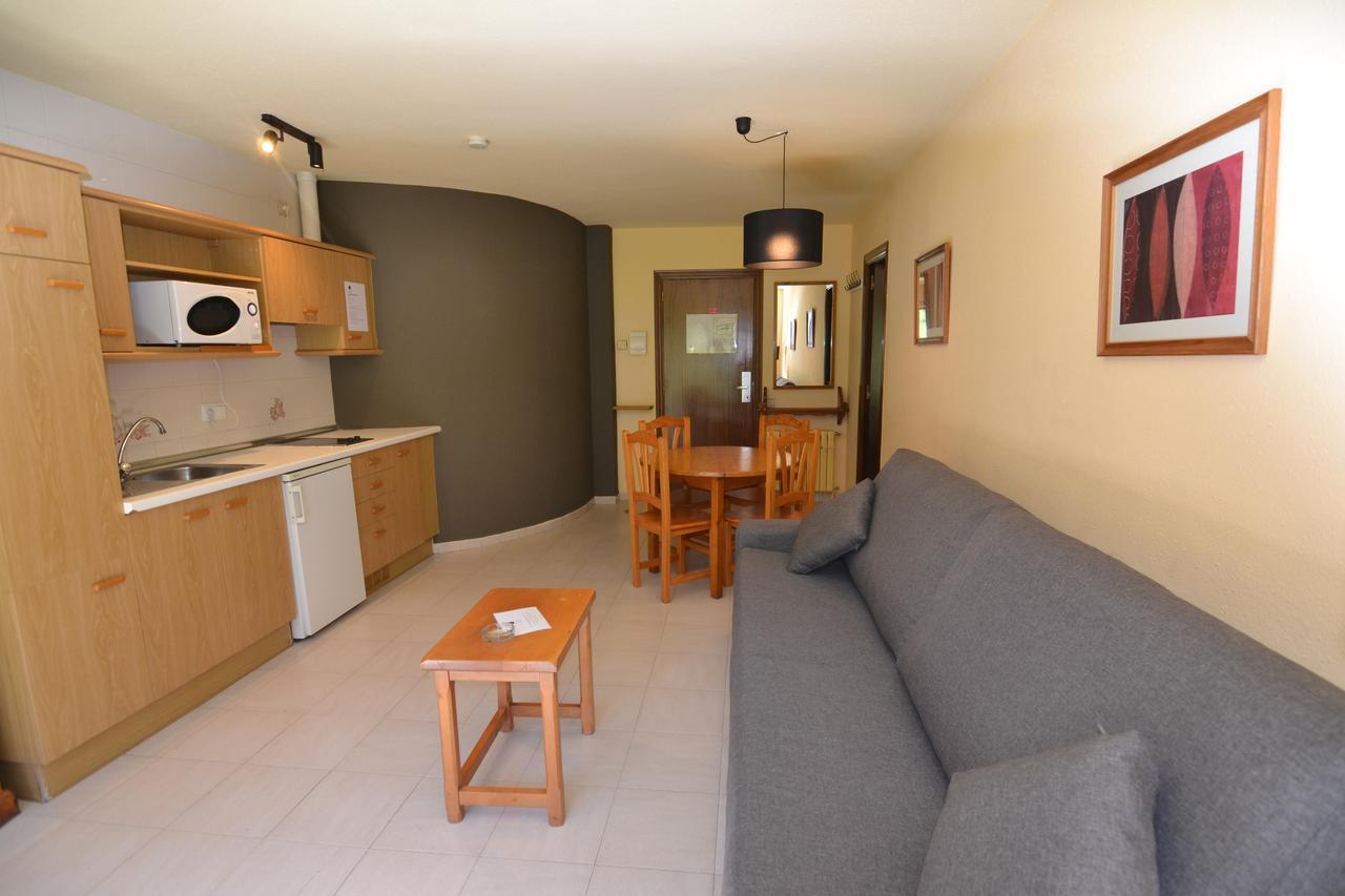 Apartamentos Turisticos Poblado 아린잘 외부 사진